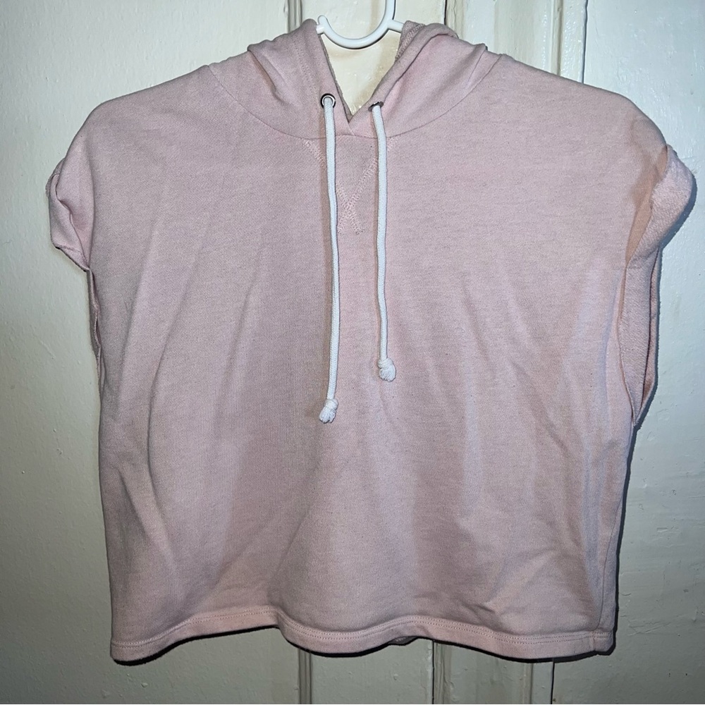 Sleeveless hoodie